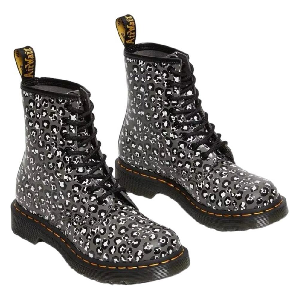 Dr. MARTENS 1460 Smooth Leather Leopard Boots Size 7